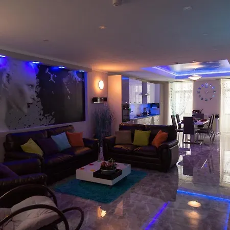 Azure سنجليا